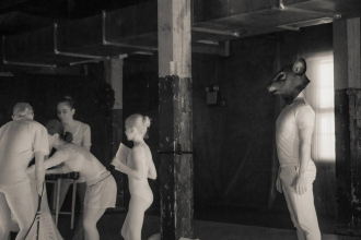 performance-art-20201207-102123938276554211280-x-853