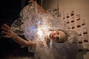 performance-art-20201207-grace-exhibition-space-37431280-x-854
